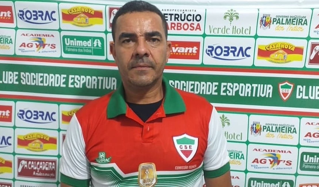 CSE anuncia desligamento de técnico Evandro Guimarães