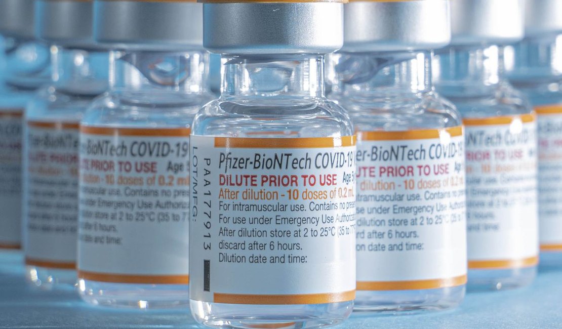 Profissionais de saúde já podem tomar 4ª dose da Covid-19 em Maceió; veja como
