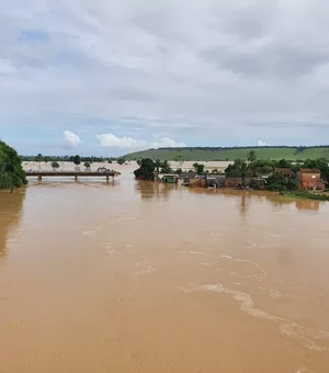 Alagoas não corre risco de ser atingida pelas chuvas que assolam a Bahia
