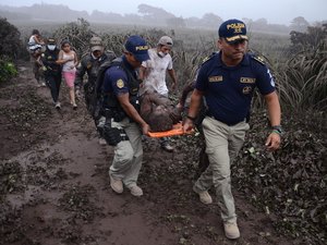 Erupção do vulcão de Fogo na Guatemala deixa 25 mortos