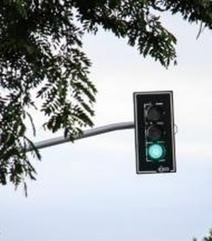 População denuncia falha em semáforos na parte alta de Maceió