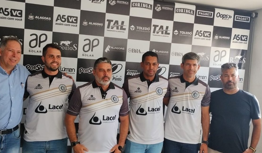 Leandro Sena é apresentado como novo técnico do ASA