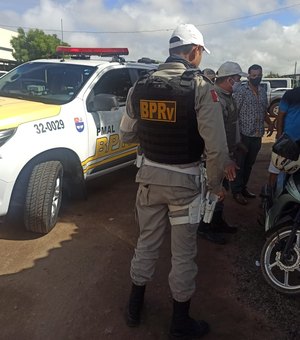 Militares do BPRv apreendem ciclomotor com queixa de furto na AL-110 em Arapiraca