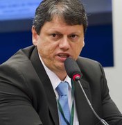Ministro contradiz Bolsonaro e prevê mais 4,2 mil pontos com radar