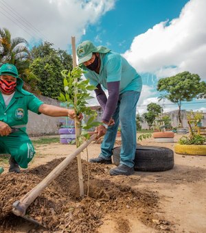 Turismo Comunitário leva plantio de árvores ao Pontal da Barra nesta sexta (10)