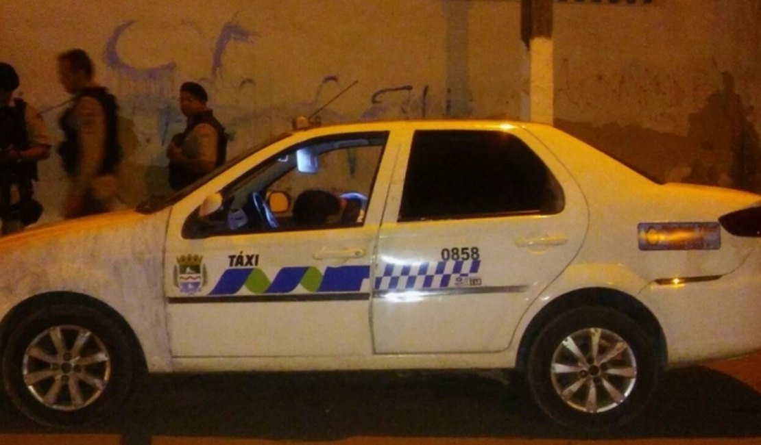Taxista é morto a tiros em Maceió; categoria protesta por mais segurança