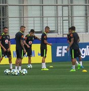 Quase completa, Seleção Brasileira treina em Porto Alegre para enfrentar o Equador