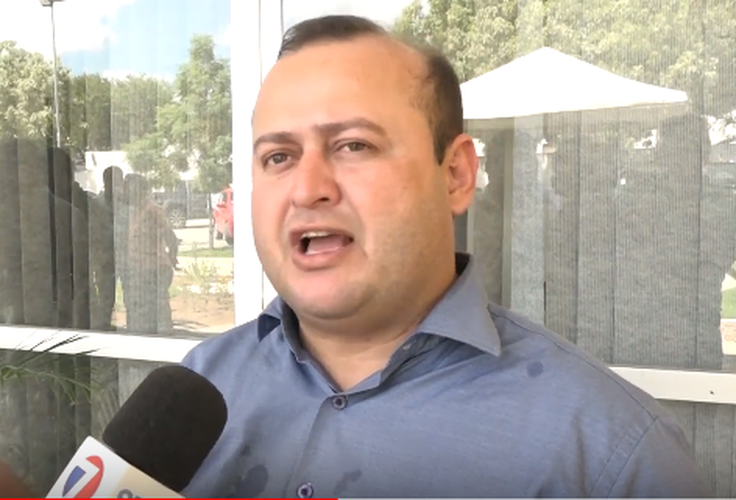 “Tenho consciência que fui eleito presidente dentro da legalidade”, afirma Léo Saturnino