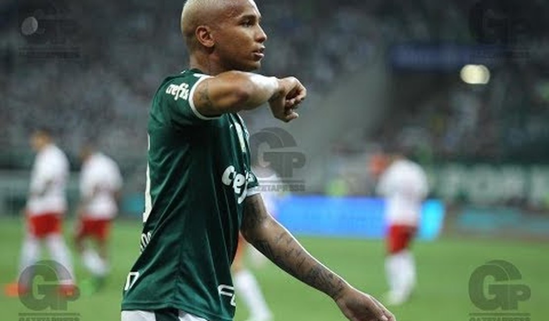 Com gol de Deyverson, Palmeiras volta a vencer e segue invicto no Brasileirão