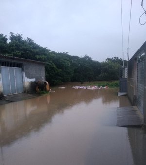 Chuva deixa moradores desalojados em cidades da Região Norte