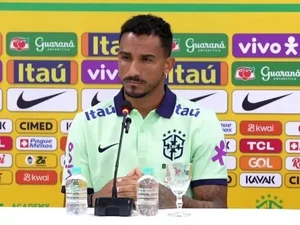 Danilo exalta Neymar e fala o que espera do trabalho de Diniz na Seleção: ‘Resgatar o orgulho do brasileiro’