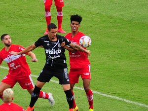 Com time alternativo, CRB perde da Ponte Preta