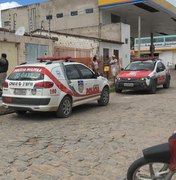 Polícia desarticula boca de fumo em Arapiraca e dois são presos em Caititus