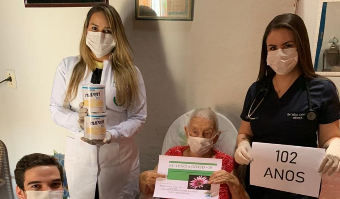 Idosa de 102 anos é curada da covid-19 com tratamento domiciliar da Prefeitura de Roteiro 