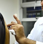 Covid-19: Rio começa a aplicar terceira dose em idosos em setembro