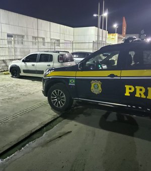 PRF prende homem com veículo clonado em trecho da BR-316, em Atalaia