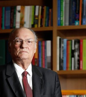Presidente do PPS, Roberto Freire deixa Ministério da Cultura