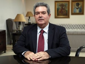De surpresa, secretário estadual é demitido de cargo via telefone