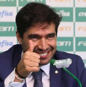 Abel Ferreira, após derrota do Palmeiras pela Recopa: ‘Jogar no Allianz faria muita diferença’