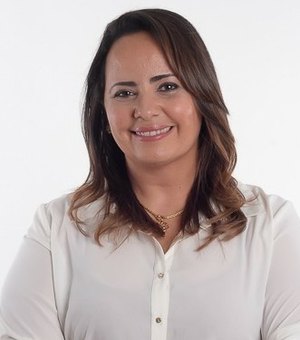 Fabiana Pessoa filia-se ao Avante e será candidata a deputada estadual