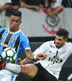 BRASILEIRÃO: Corinthians segura o Grêmio e São Paulo perde no Maracanã