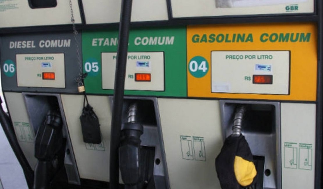 Vendas de diesel e gasolina caem em setembro; etanol dispara, diz ANP