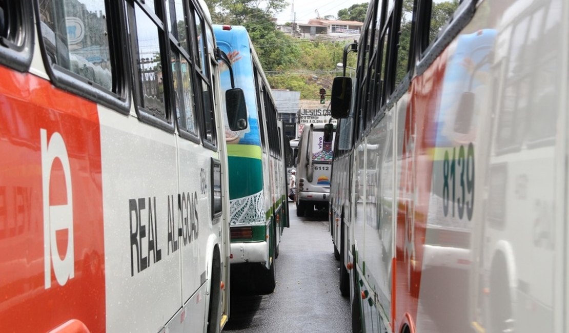 Ônibus urbanos em Maceió têm programação especial durante o carnaval 