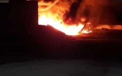 Ônibus interestadual foi tomado pelas chamas