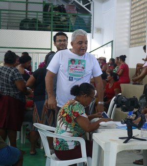 Caravana Social atende mais de 400 famílias em Peroba