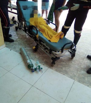 Criança de 4 anos cai em piscina e é levada para hospital em Arapiraca