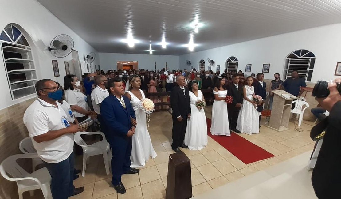 Pastoral familiar da Paróquia de São Cristóvão em Palmeira dos Índios realiza casamento comunitário