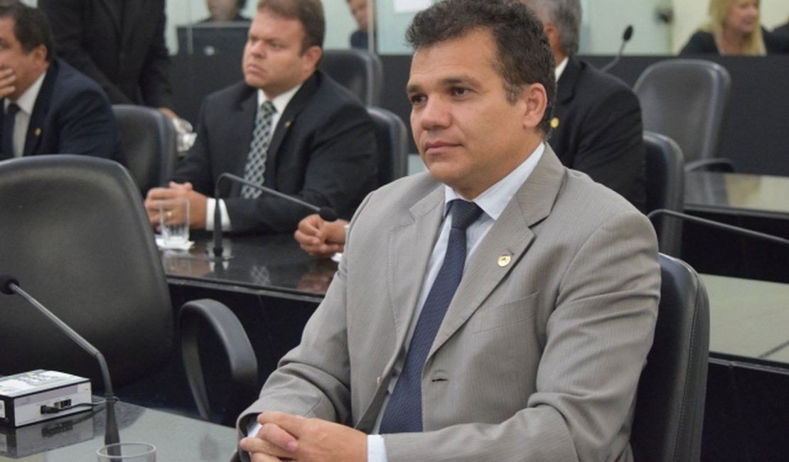 Ricardo Nezinho enaltece ação do governador pela instalação do IC em Arapiraca