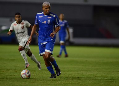 CSA tropeça e se complica na luta contra o acesso