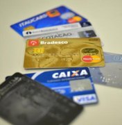 BC limita tarifa de uso do cartão de débito para reduzir custos no comércio