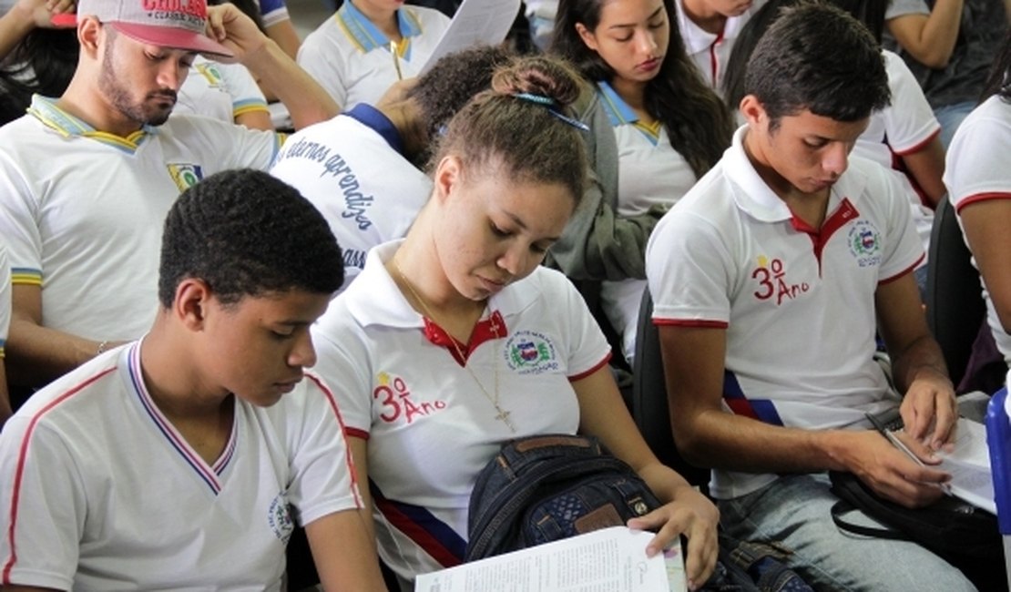 Secretaria promove último aulão preparatório para mais de 4 mil estudantes