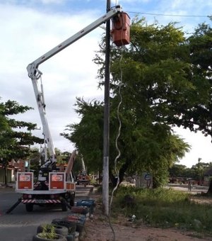 Iluminação: Sima realiza manutenção na orla lagunar de Maceió