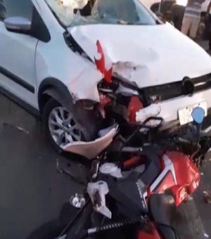 Colisão entre carro e moto deixa vítima fatal em São Luís do Quitunde