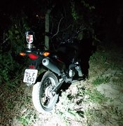 Moto furtada é recuperada pela Polícia Militar no bairro João Paulo II