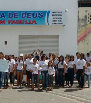 Família e amigos de Gabriel fazem 'Caminhada pela Paz' e saúde do adolescente
