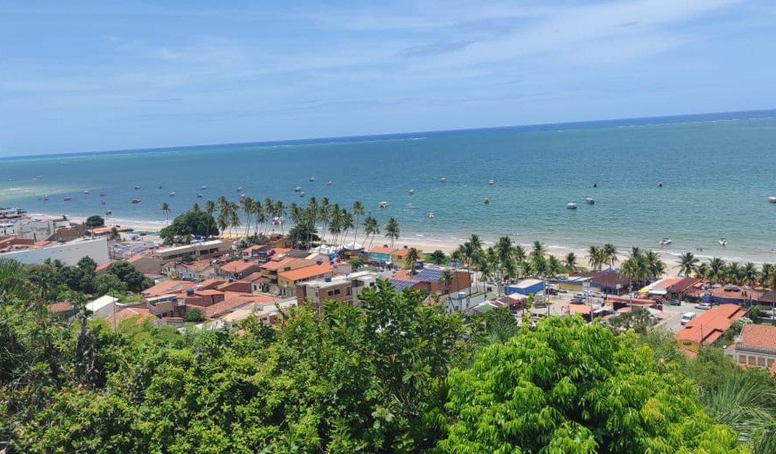 Prefeitura  realiza ação de fiscalização de atividades turísticas na Praia de Maragogi