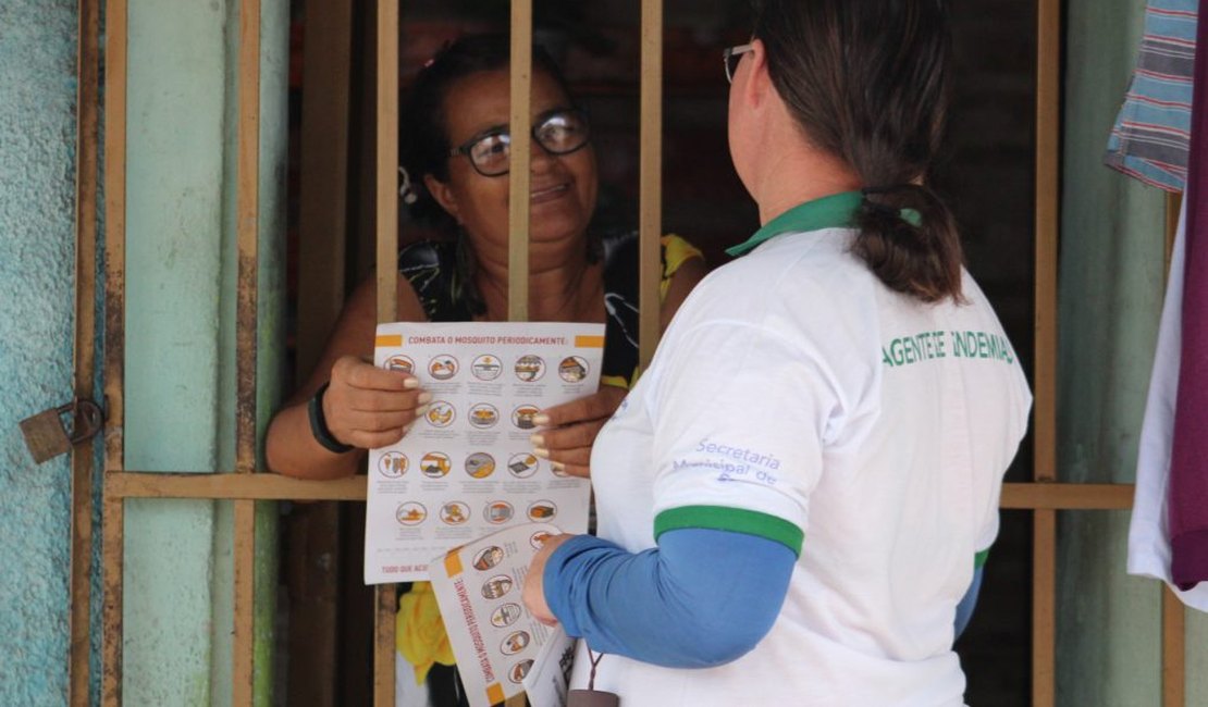 Agentes de endemias realizam mutirão contra o mosquito da dengue