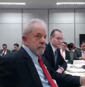 [Vídeo] Advogado deixa sala de interrogatório, e Lula brinca: 'me leva com você'