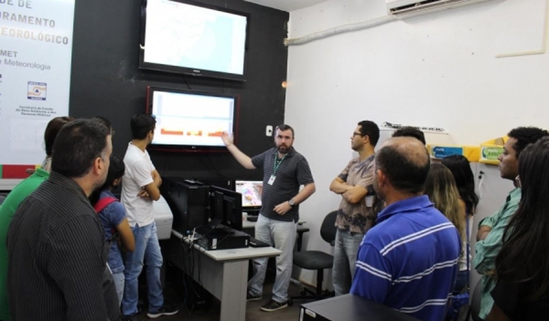 Sala de Alerta ganha reforço no monitoramento do Pinheiro, Mutange e Bebedouro