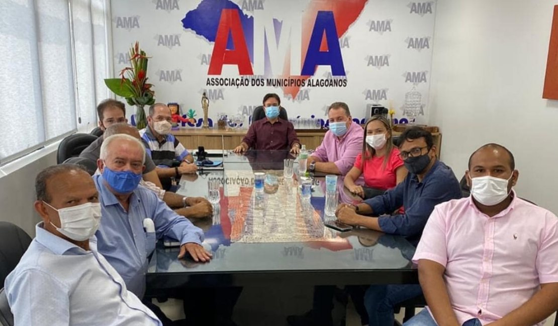 Prefeito promete doar terreno para Matriz de Camaragibe ter aterro sanitário