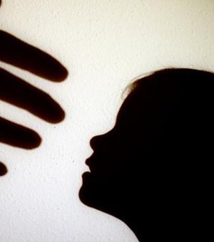 Garota de 12 anos é estuprada e engravida do padrasto em Arapiraca