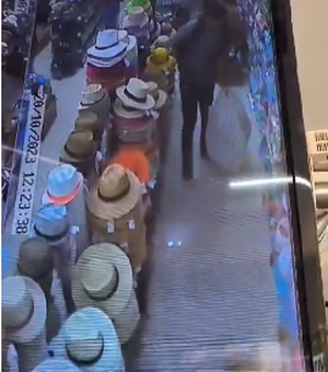 Criminosos tentam furtar loja no centro de Arapiraca e mordem o dono ao tentar fugir