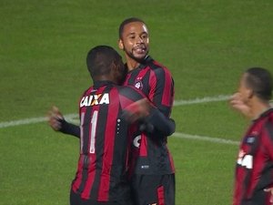 São Paulo perde de virada, Inter vence mais uma e Fred estreia hoje no Atlético MG