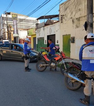 Lei Seca prende condutor embriagado e recolhe cinco CNH's em Maceió