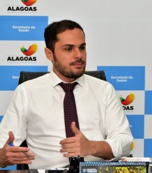  Secretário de Saúde de Alagoas apela: 'Evitem aglomerações!' 