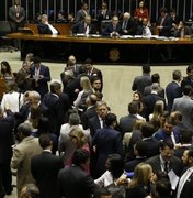 Câmara aprova em segundo turno redução da maioridade penal